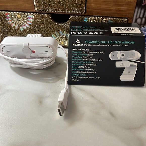 Full HD 1080P White Webcam - Picture 6 of 7